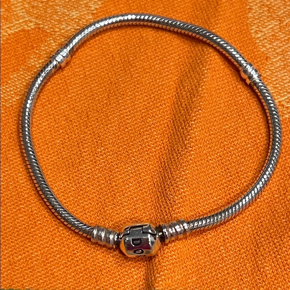 Pandora Moments Barrel Clasp Snake Chain Bracelet Sterling Silver 7.5”